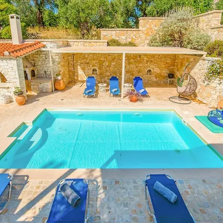 Divista * Georgoutsatika